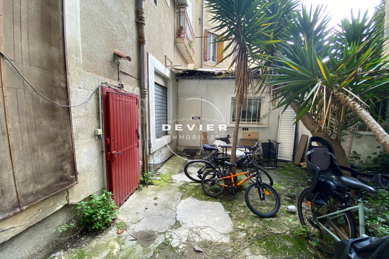 Local commercial - 81 m²