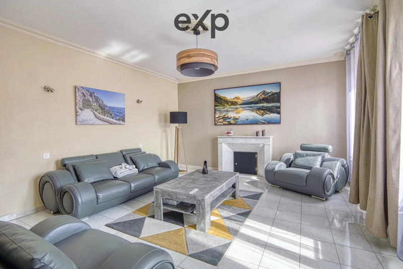 Maison contemporaine - 400 m² - 15 pièces