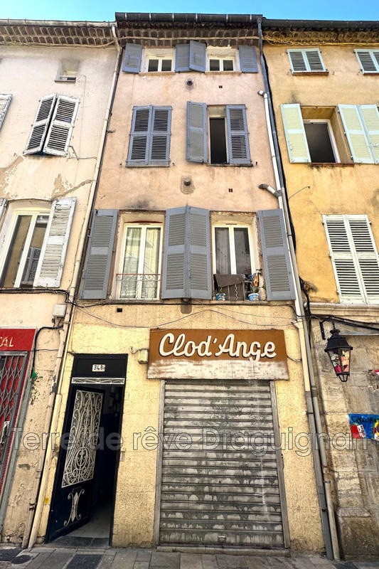 Appartement - 270 m² - 13 pièces