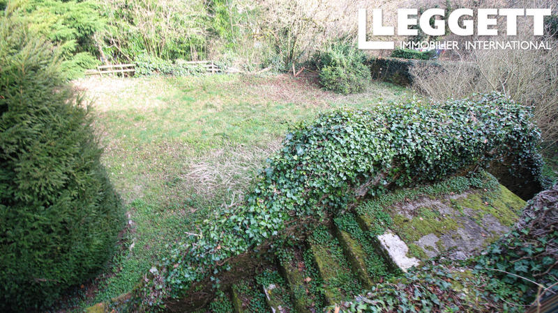 Demeure - 275 m² - 8 pièces