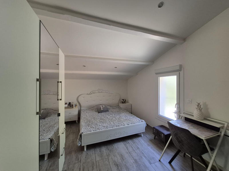 Appartement - 186 m² - 7 pièces