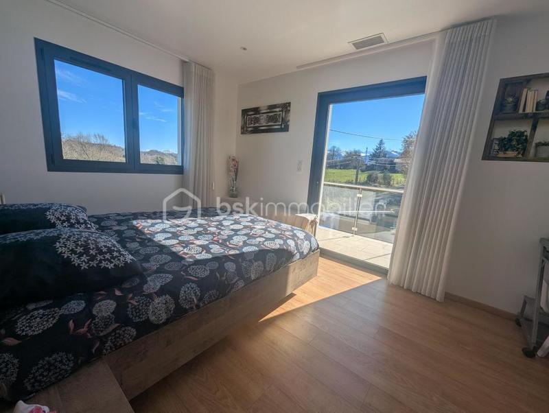 Maison - 135 m² - 5 pièces