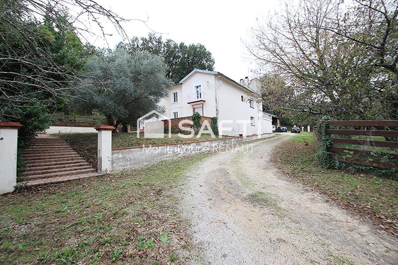 Maison de maîtres - 335 m² - 10 pièces