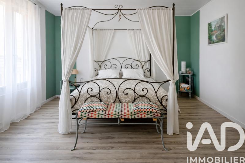 Maison - 380 m² - 11 pièces