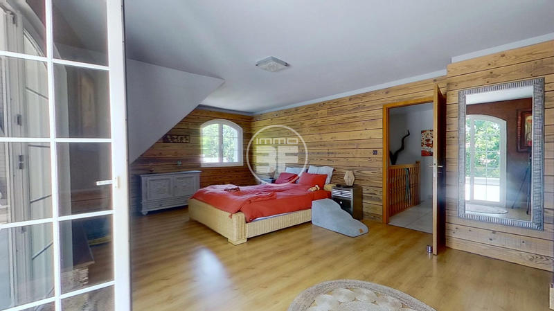 Maison - 142 m² - 6 pièces