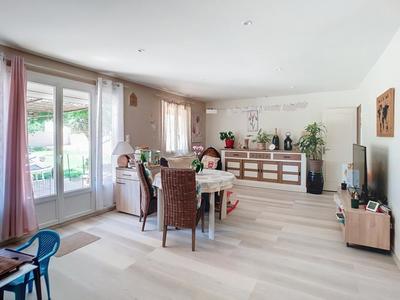 Maison - 84 m² - 4 pièces