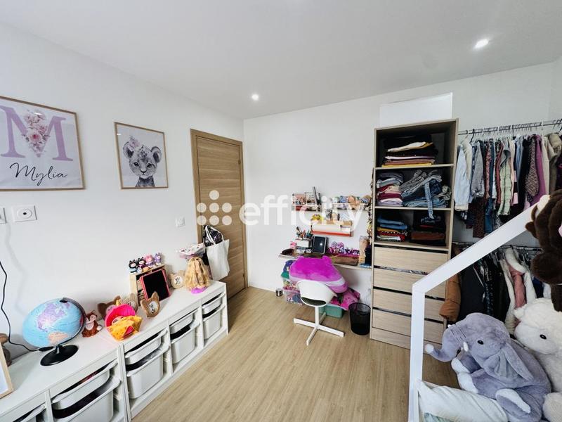 Maison - 104 m² - 6 pièces