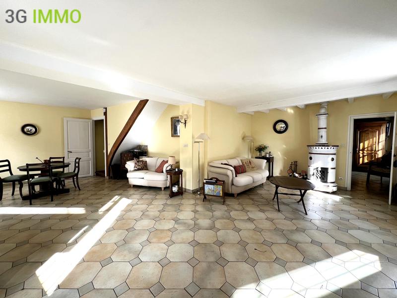 Villa - 236 m² - 12 pièces