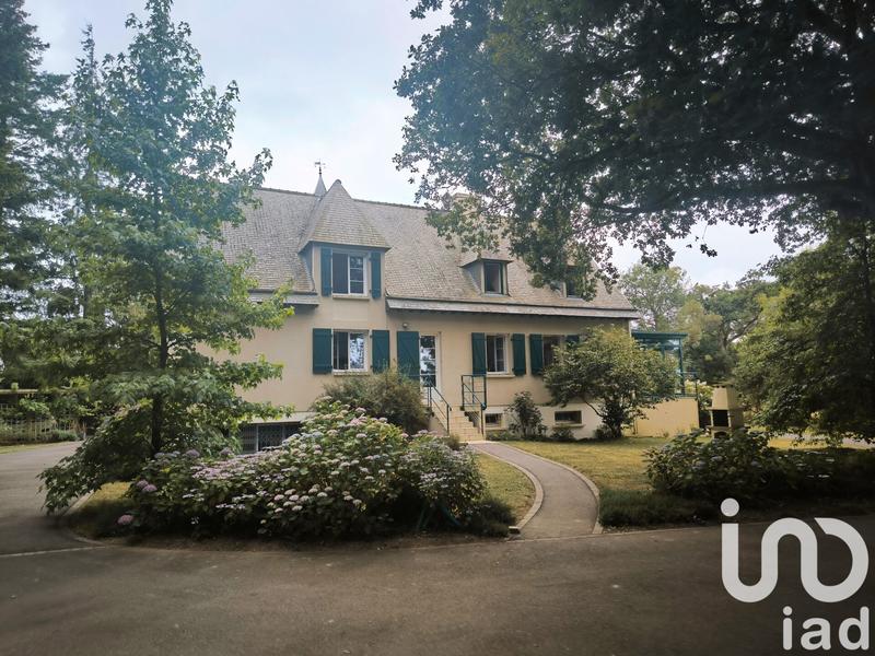 Maison - 195 m² - 7 pièces