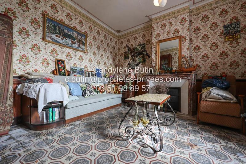 Propriété - 300 m² - 15 pièces