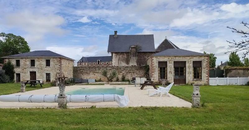 Manoir - 850 m² - 16 pièces