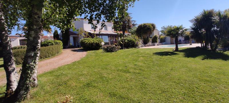 Villa - 140 m² - 6 pièces