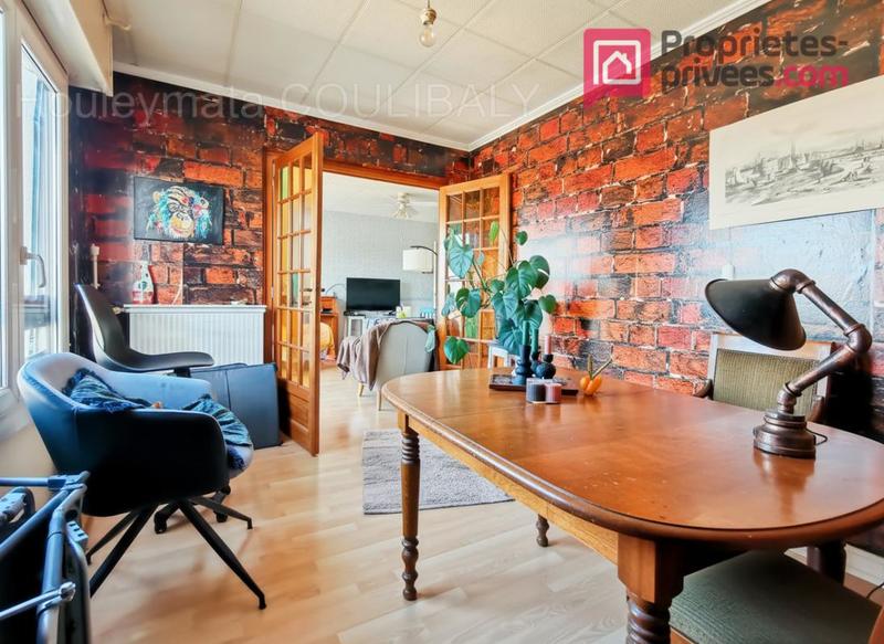 Appartement - 80 m² - 4 pièces