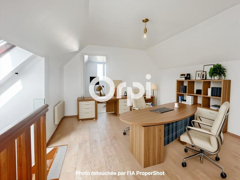 Maison - 104 m² - 4 pièces