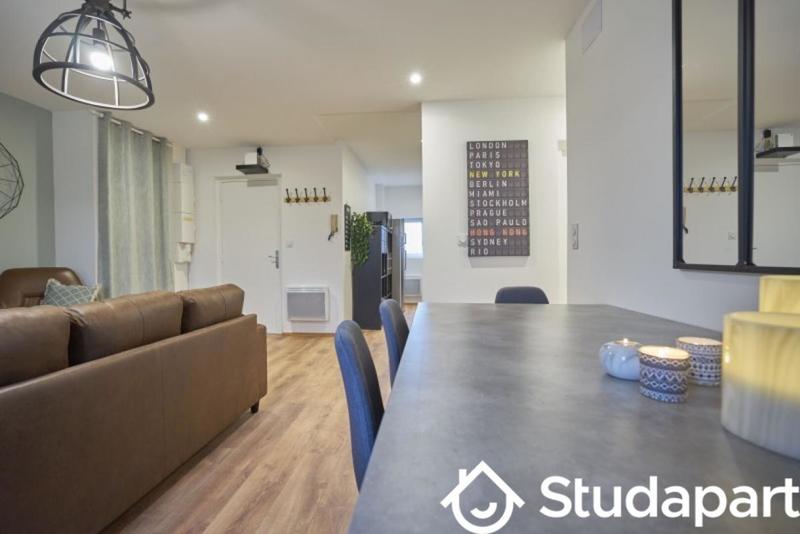 Chambre - 10 m² - 1 pièce