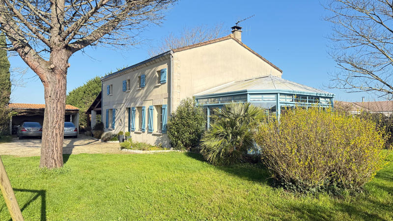 Maison - 148 m² - 7 pièces