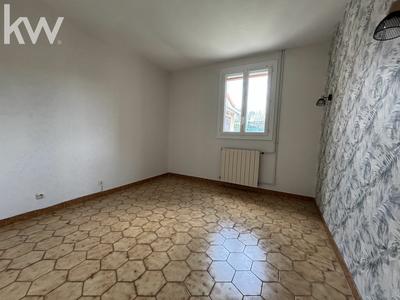 Maison - 92 m² - 4 pièces