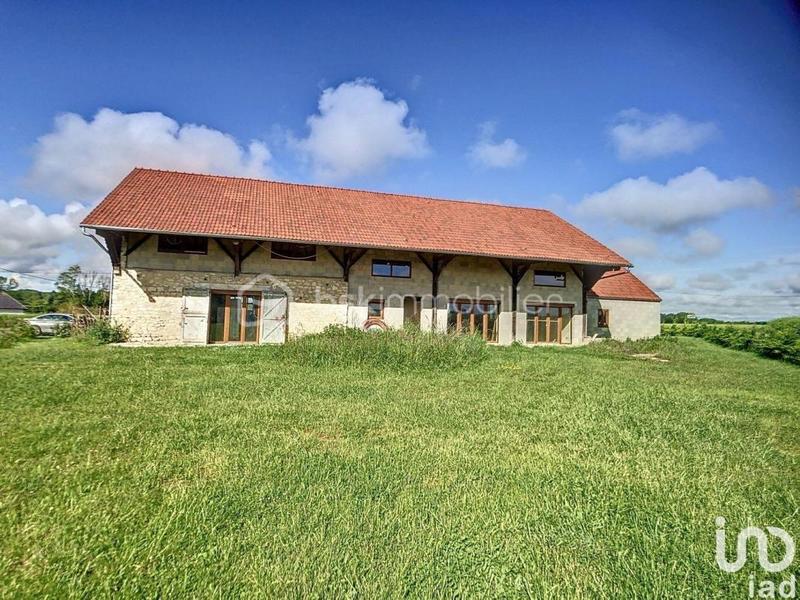 Grange - 215 m² - 5 pièces