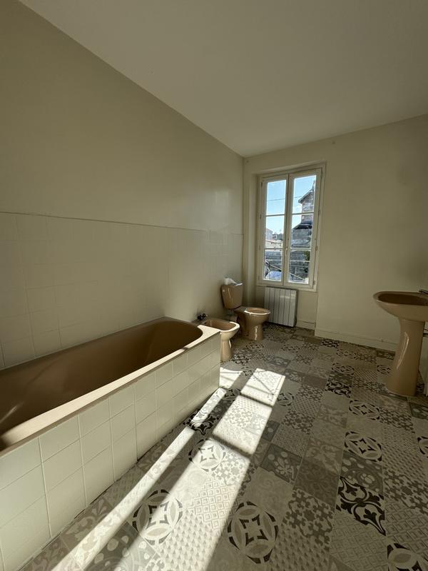 Maison ancienne - 110 m² - 5 pièces