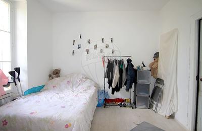 Maison - 174 m² - 25 pièces