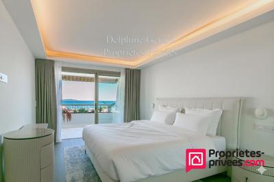 Appartement - 90 m² - 4 pièces