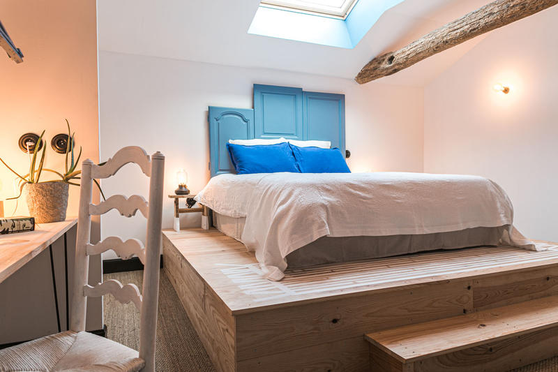 Maison - 426 m² - 13 pièces