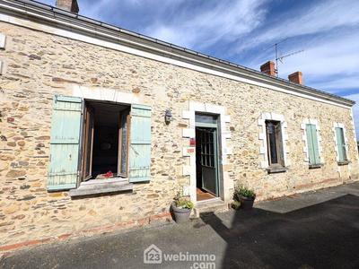 Maison de village - 124 m² - 5 pièces