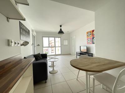 Appartement - 48 m² - 2 pièces
