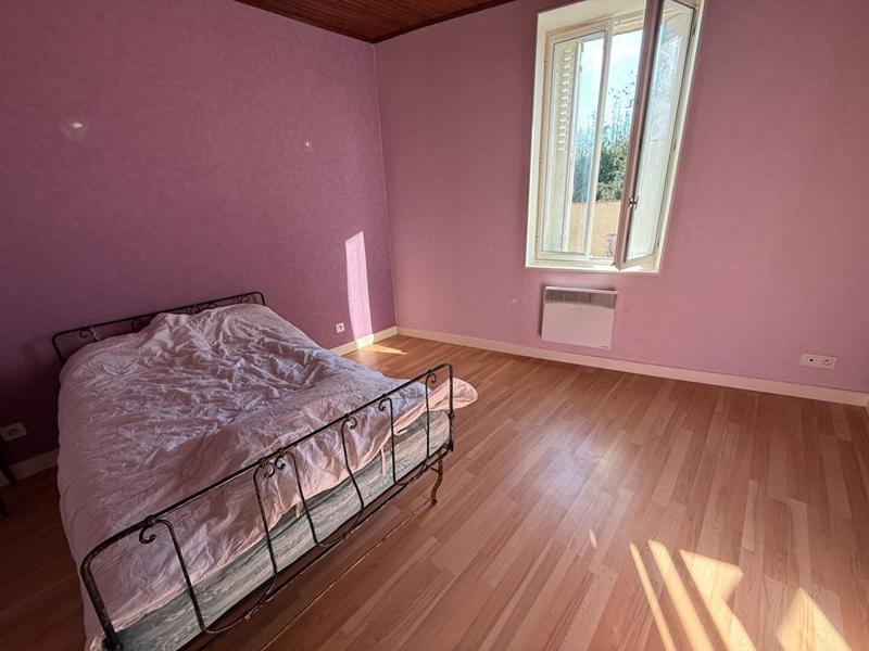 Maison - 221 m² - 10 pièces