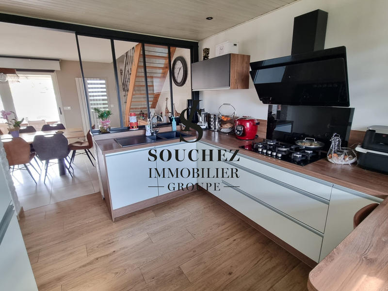 Maison - 110 m² - 6 pièces