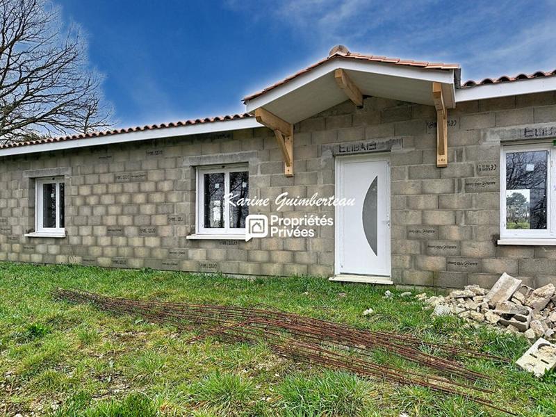 Maison - 296 m² - 8 pièces