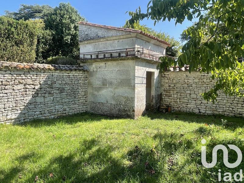 Maison - 210 m² - 6 pièces