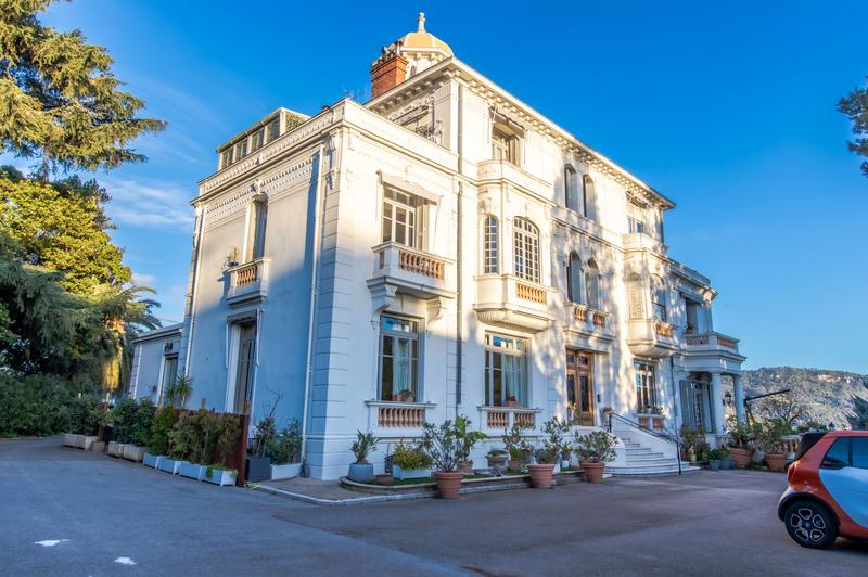 Appartement - 104 m² - 3 pièces