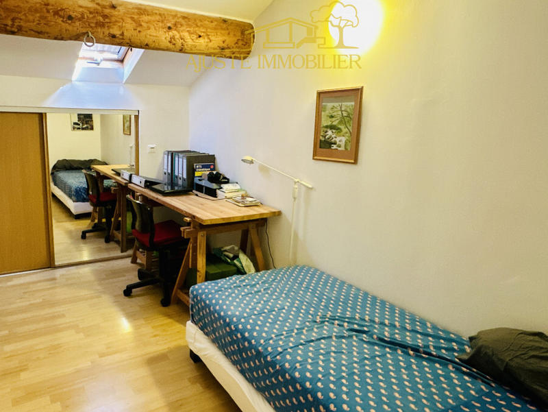 Maison - 137 m² - 5 pièces