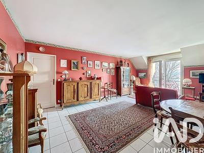 Appartement - 82 m² - 4 pièces