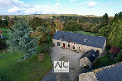 Maison - 190 m² - 8 pièces