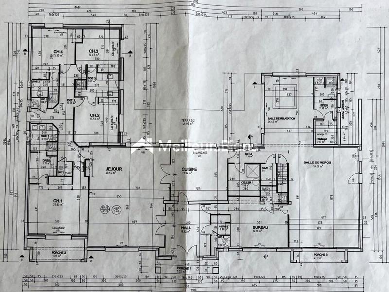 Villa - 475 m² - 10 pièces
