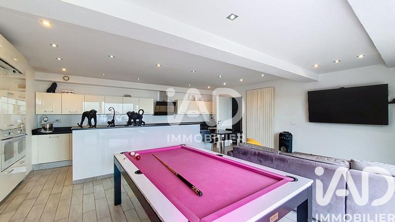 Maison - 168 m² - 8 pièces