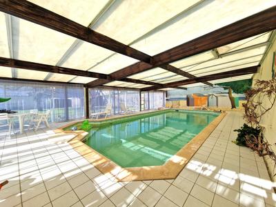 Maison - 195 m² - 7 pièces