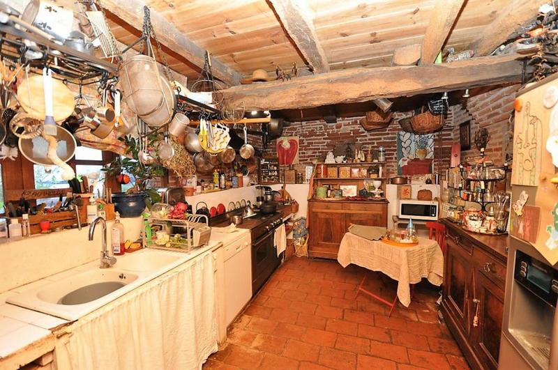 Maison de village - 400 m² - 10 pièces