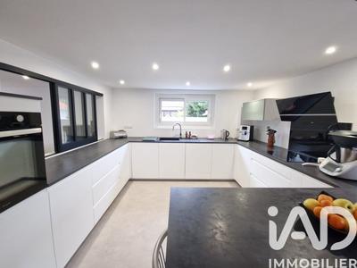 Maison - 175 m² - 6 pièces