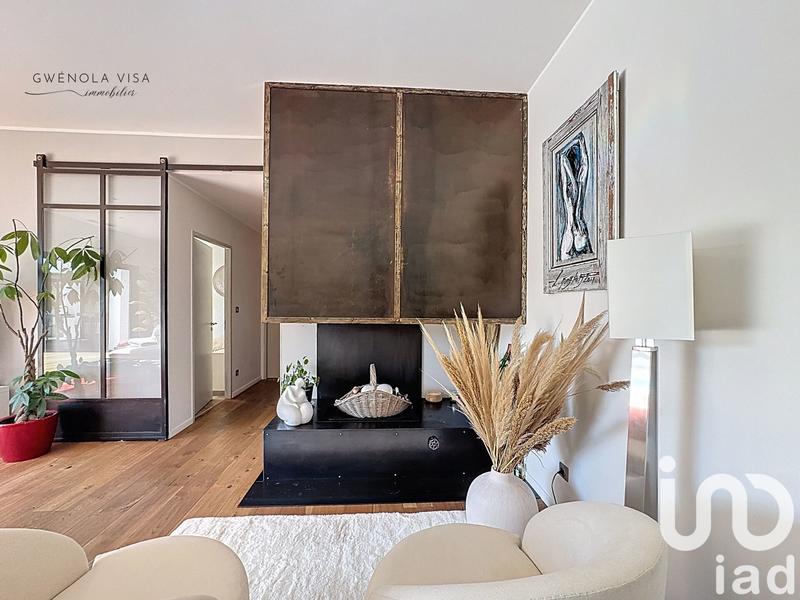 Maison - 260 m² - 6 pièces