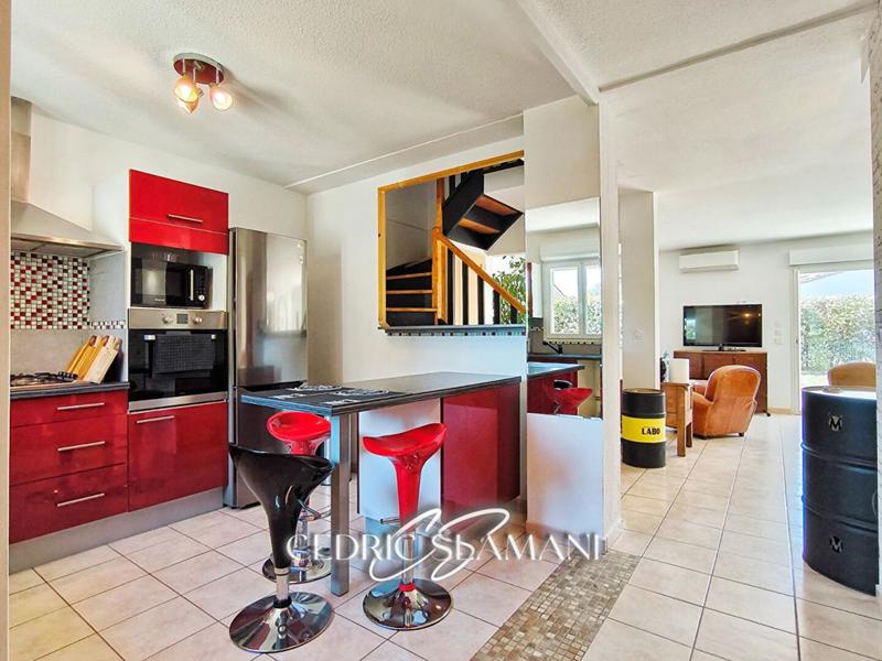 Maison - 82 m² - 3 pièces