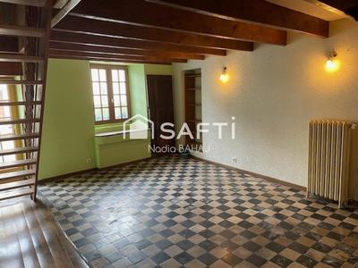 Maison - 202 m² - 9 pièces