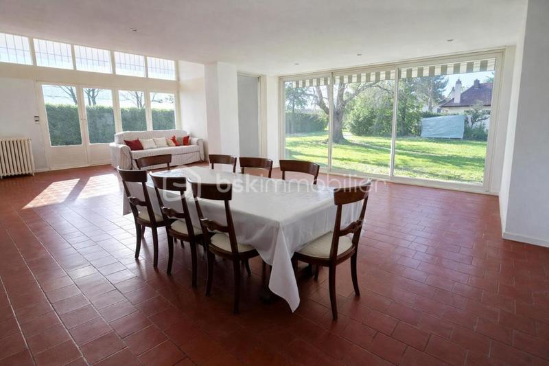 Maison - 153 m² - 5 pièces