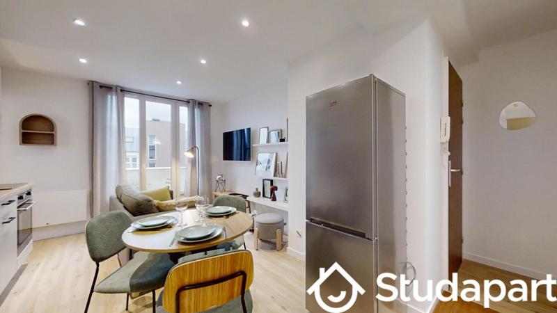 Chambre - 10 m² - 1 pièce