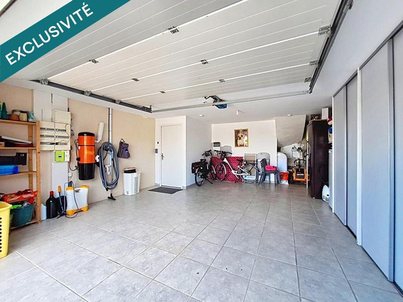 Villa - 242 m² - 8 pièces