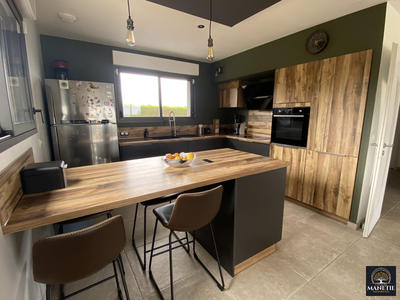 Maison - 139 m² - 6 pièces