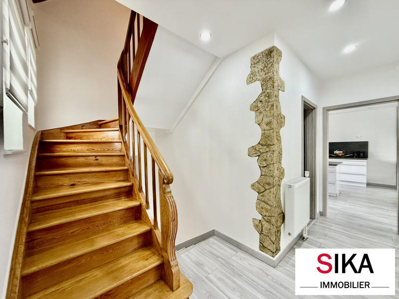 Maison - 140 m² - 5 pièces