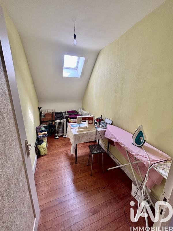 Maison - 97 m² - 7 pièces